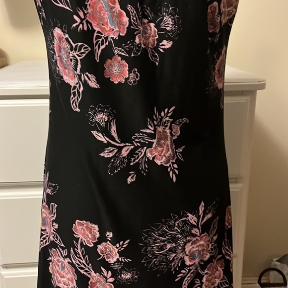 Mudd brand super soft tank, style dress with crisscross back, black with pink - Picture 6 of 12